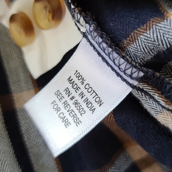 Girl Krazy plaid flannel size small - Picture 6 of 6